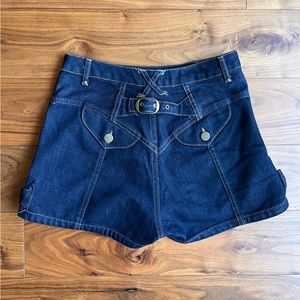 Judi Rosen buckle bow mini denim shorts size small